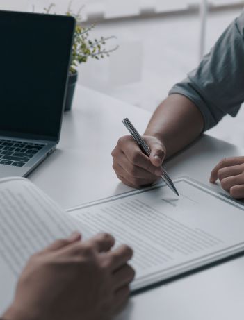 Contratos flexíveis e personalizados